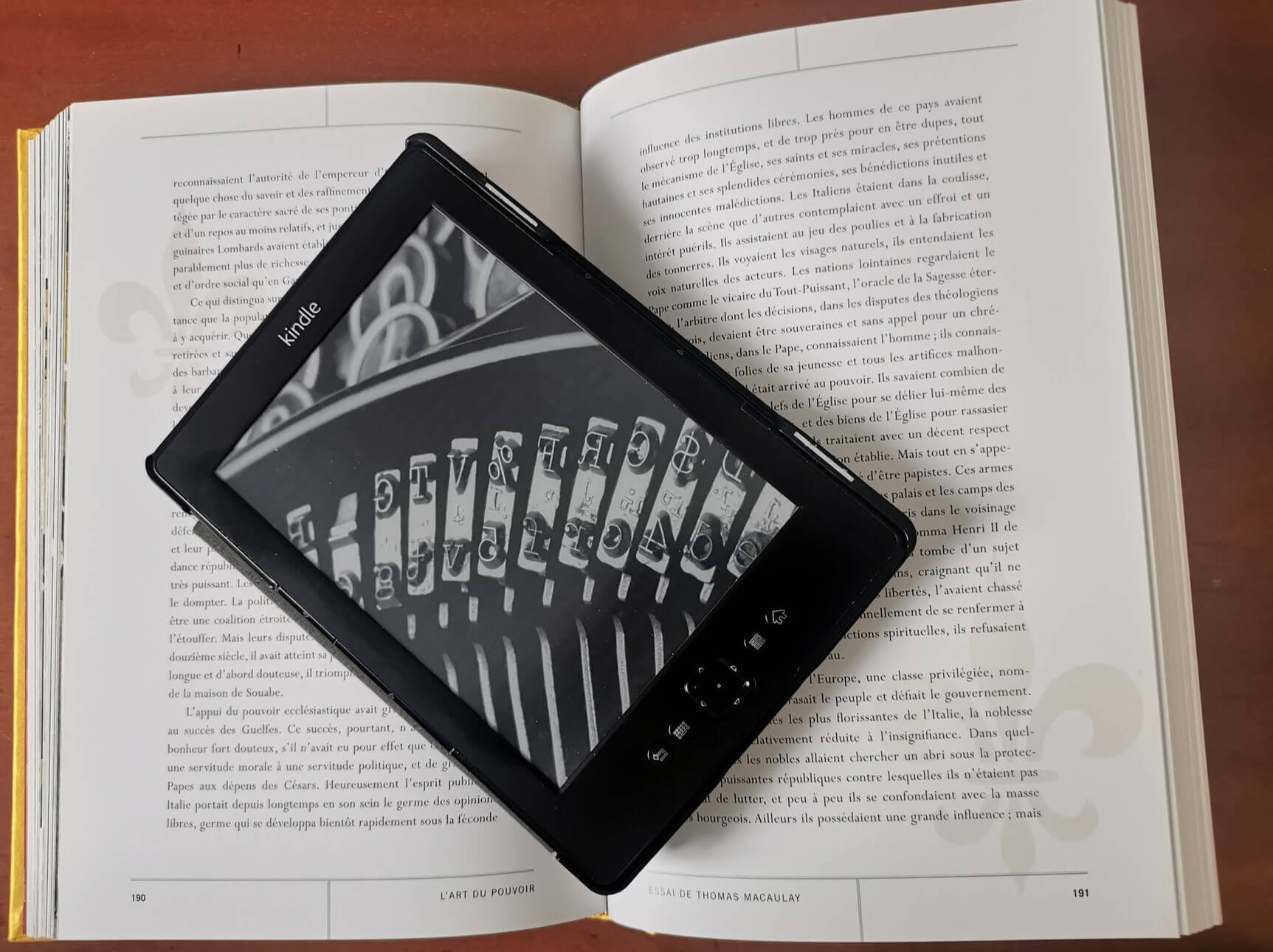 livre papier ou numérique